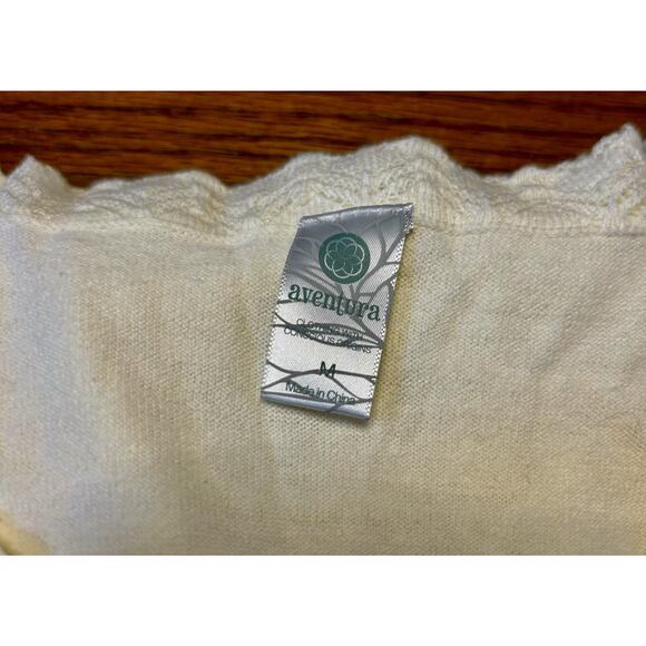 Aventura Lightweight Knit Top Sz M Ivory Cream Crochet Neck & Wrist Detail NEW - Picture 4 of 9